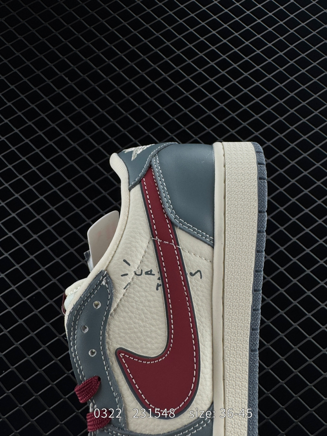 Travis Scott x Air Jordan 1 ” Reverse Mocha “